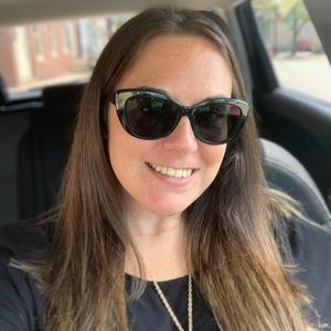 Meet your Posher, Sara sue